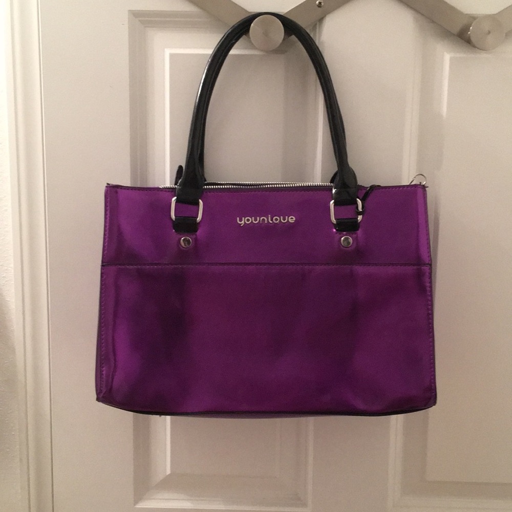 Younique Presenters Makeup Bag!